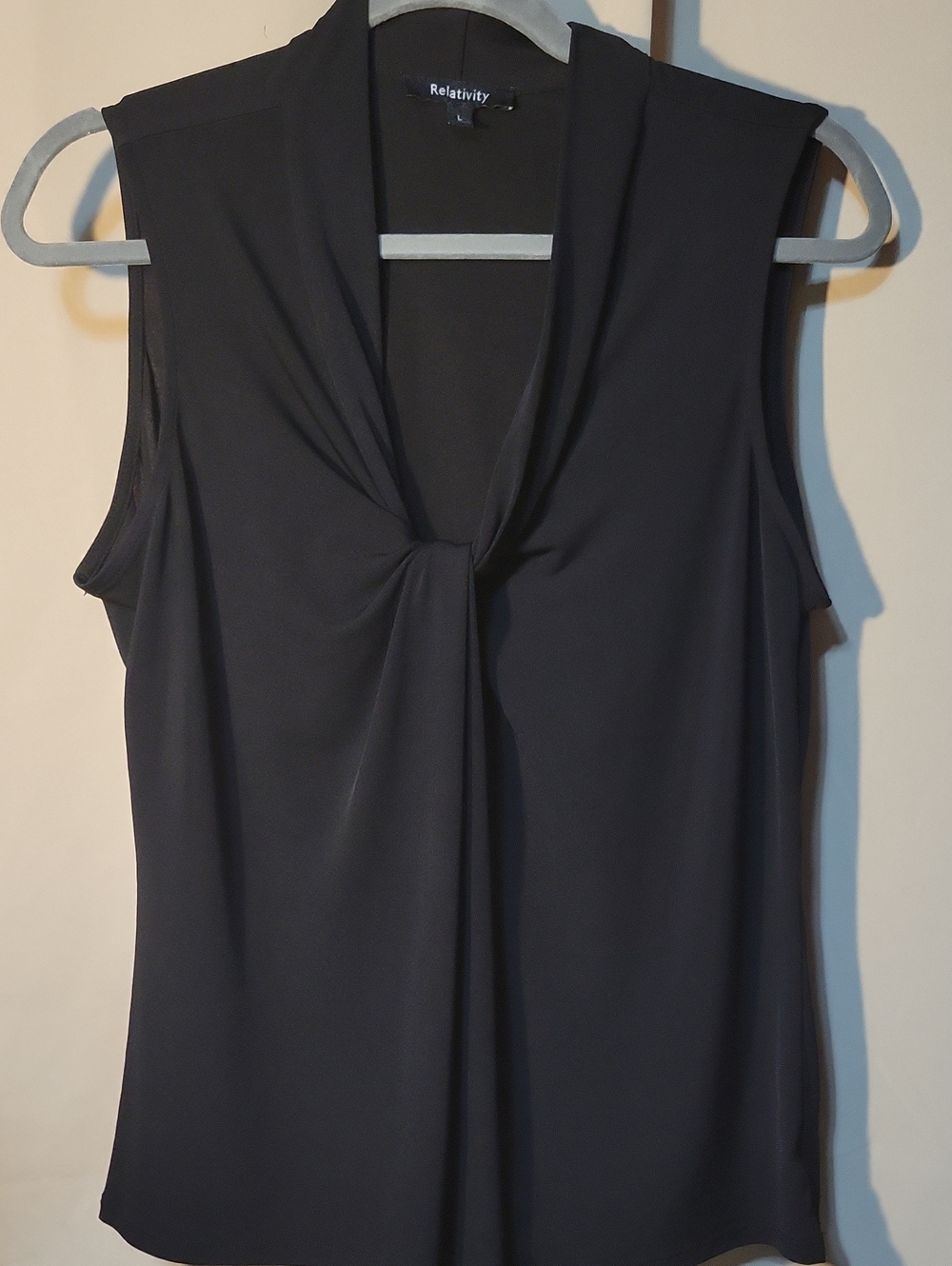 Relativity Black Sleeveless Twist-Front Camisole